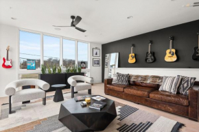 Million Dollar Listing Lux 4BR Downtown by Barclé